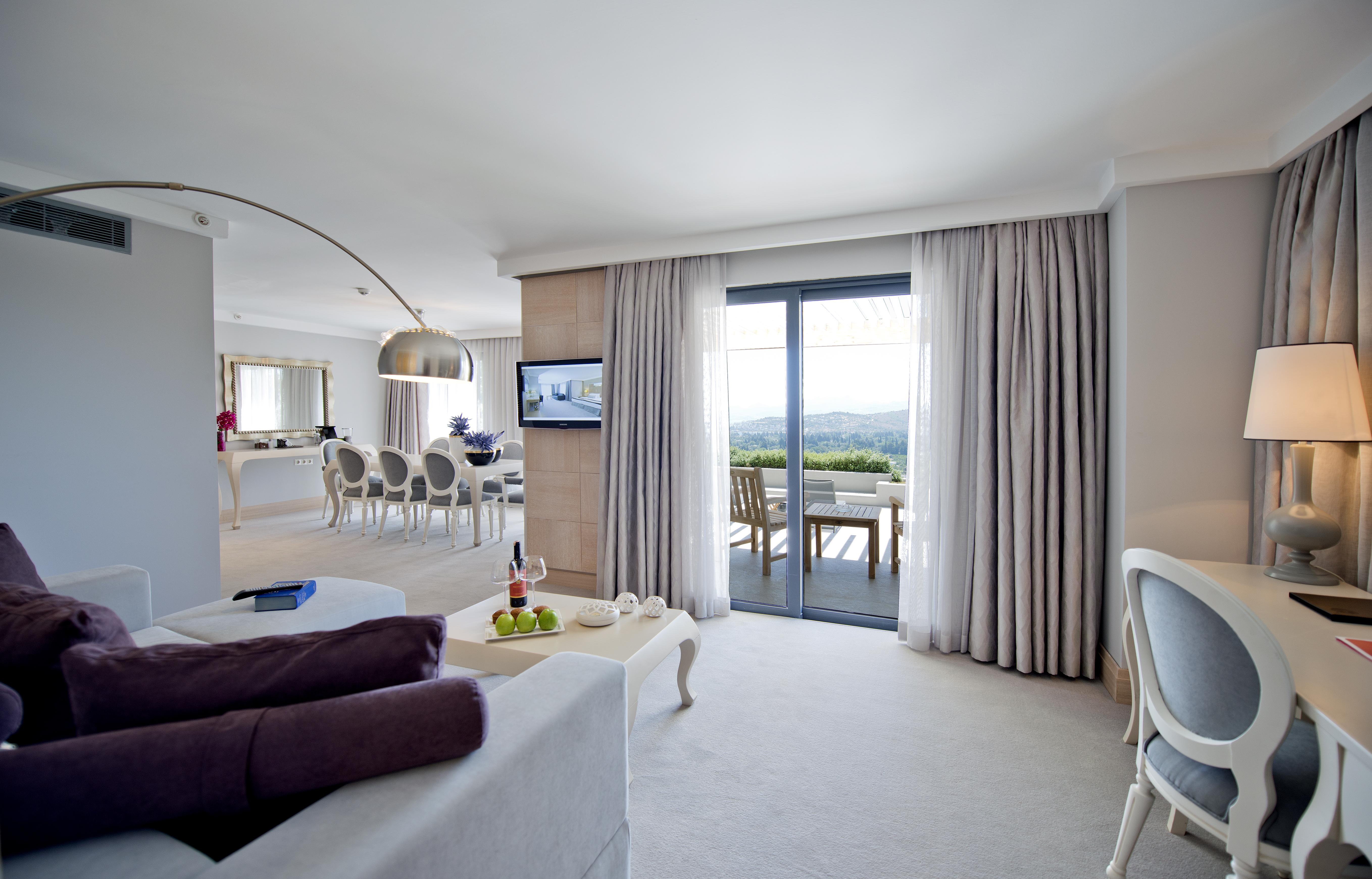 Ramada Resort By Wyndham Bodrum Битез Экстерьер фото