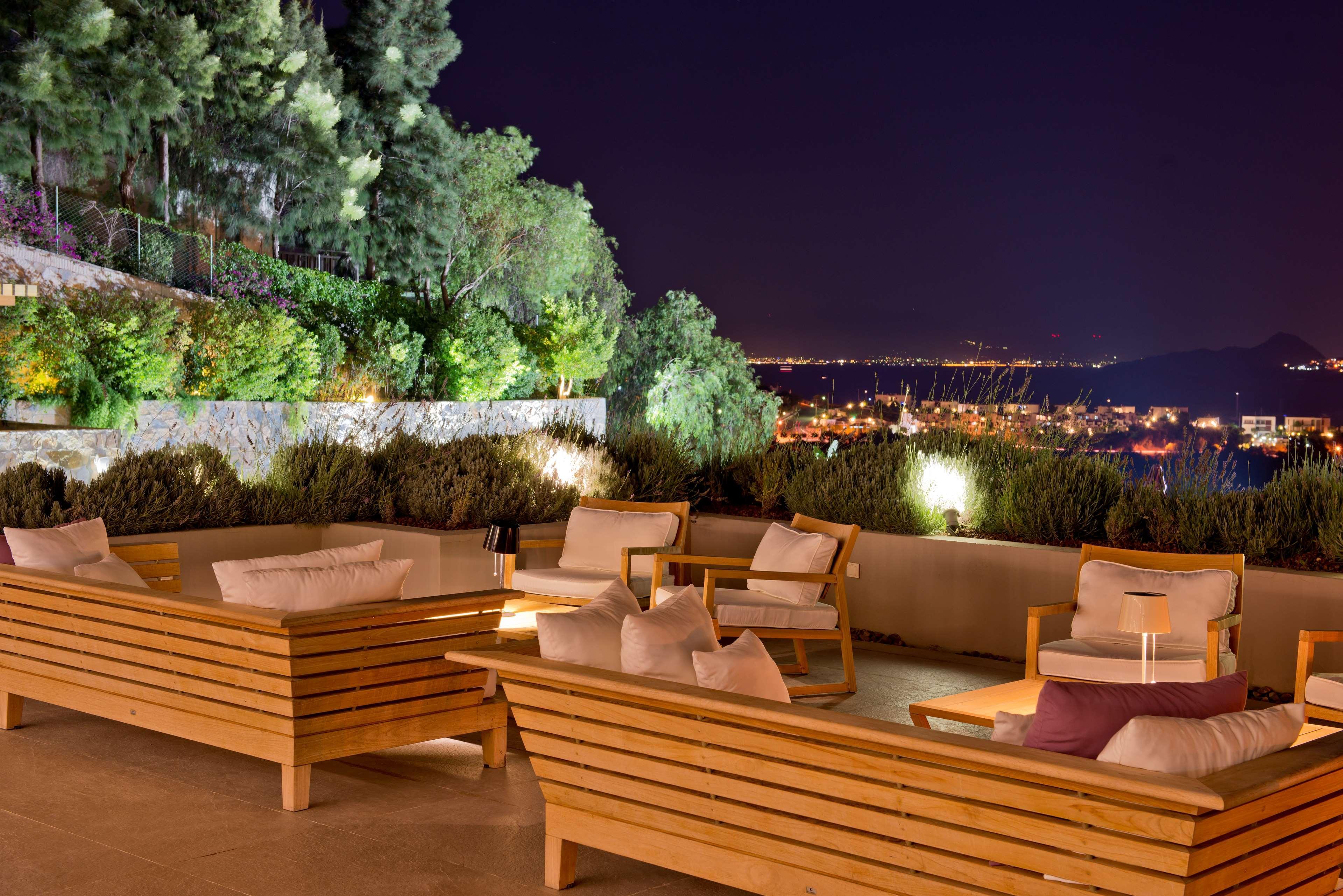 Ramada Resort By Wyndham Bodrum Битез Экстерьер фото